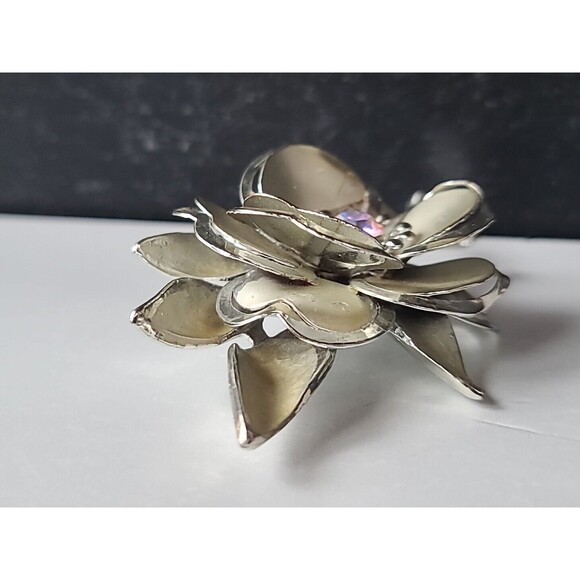 Silver Floral Rhinestone Brooch Vintage - Picture 7 of 10
